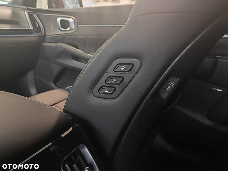 Kia Sorento - 24