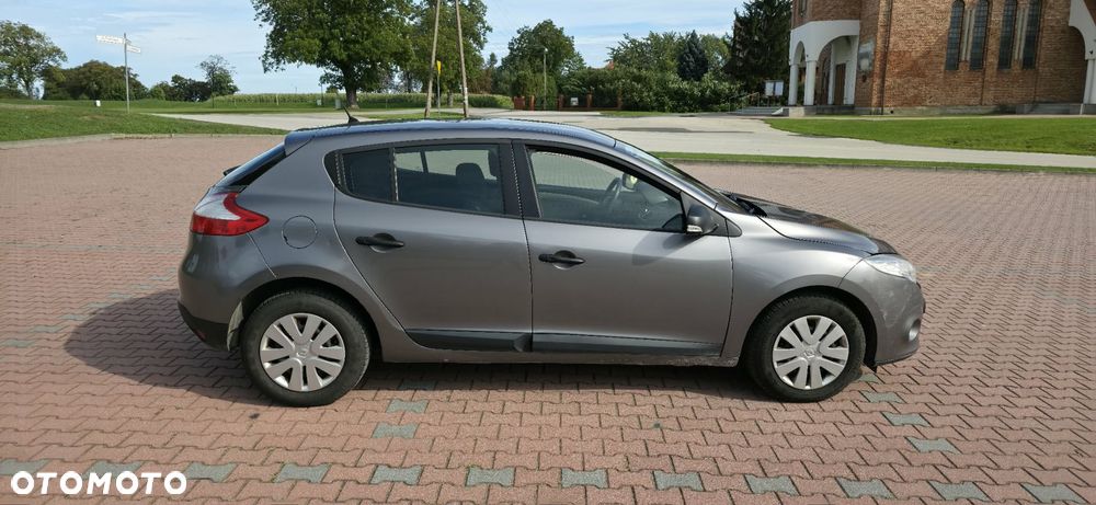 Renault Megane 1.6 16V Authentique Euro5 - 8
