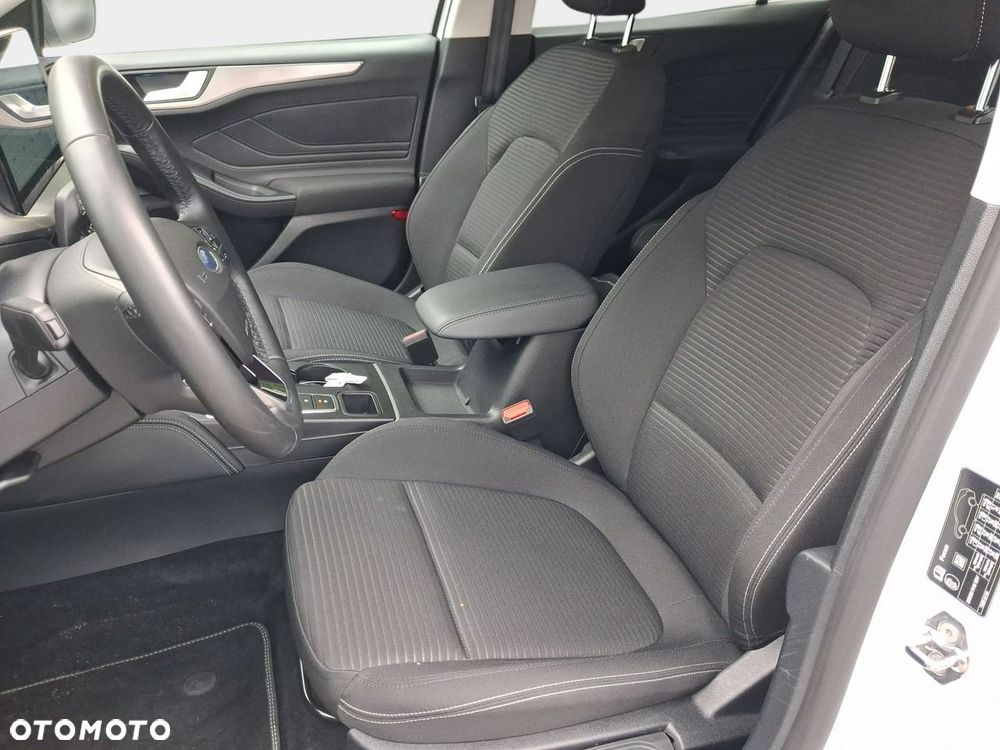 Ford Focus - 13