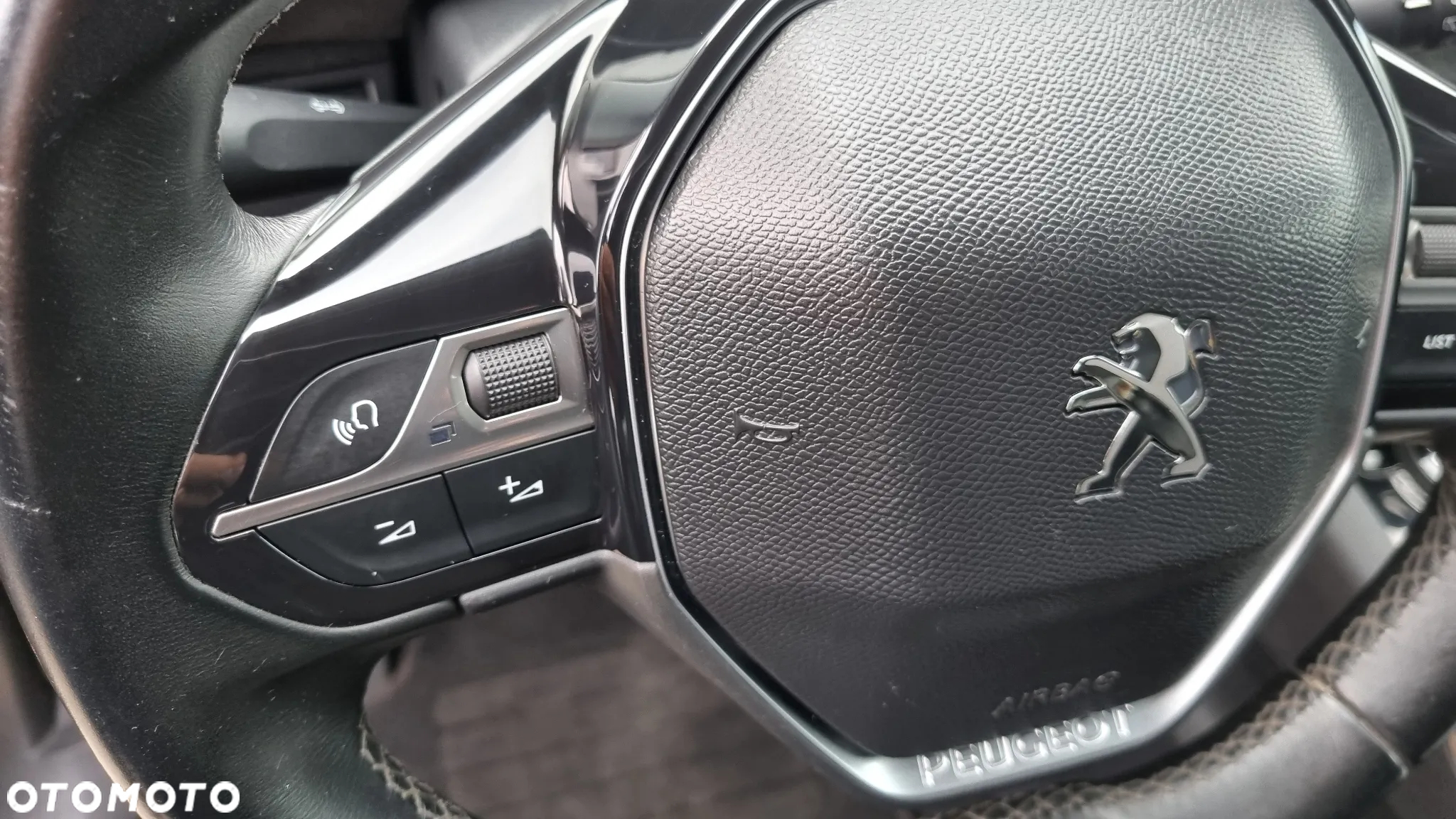 Peugeot 3008 HDi FAP 115 Allure - 21