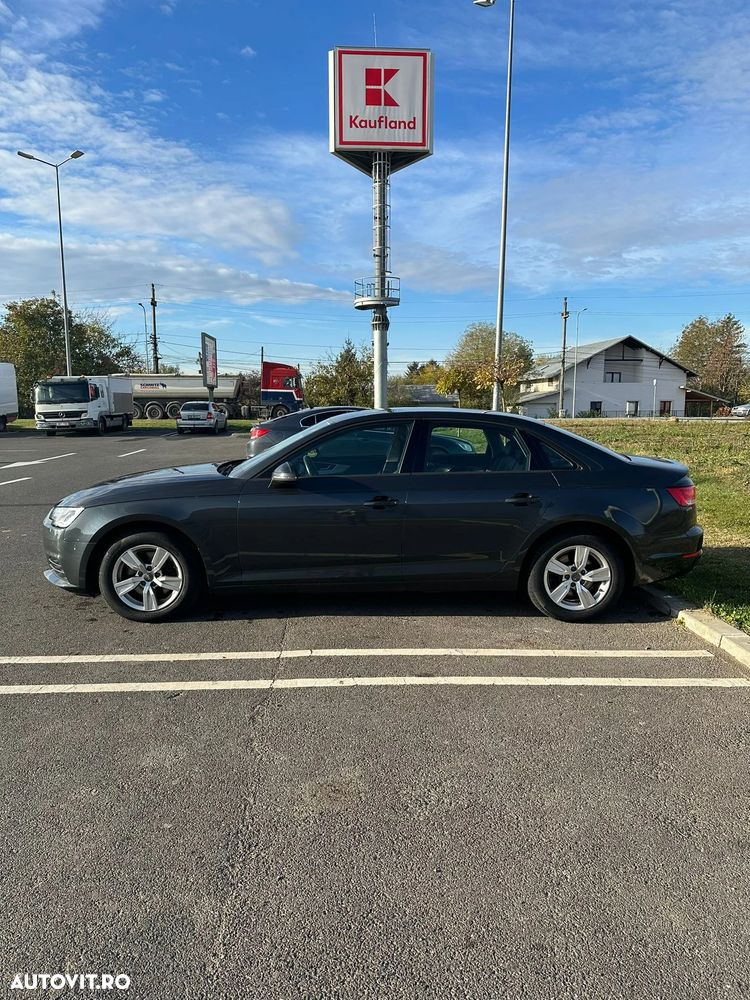 Audi A4 2.0 TDI ultra S tronic Design - 3