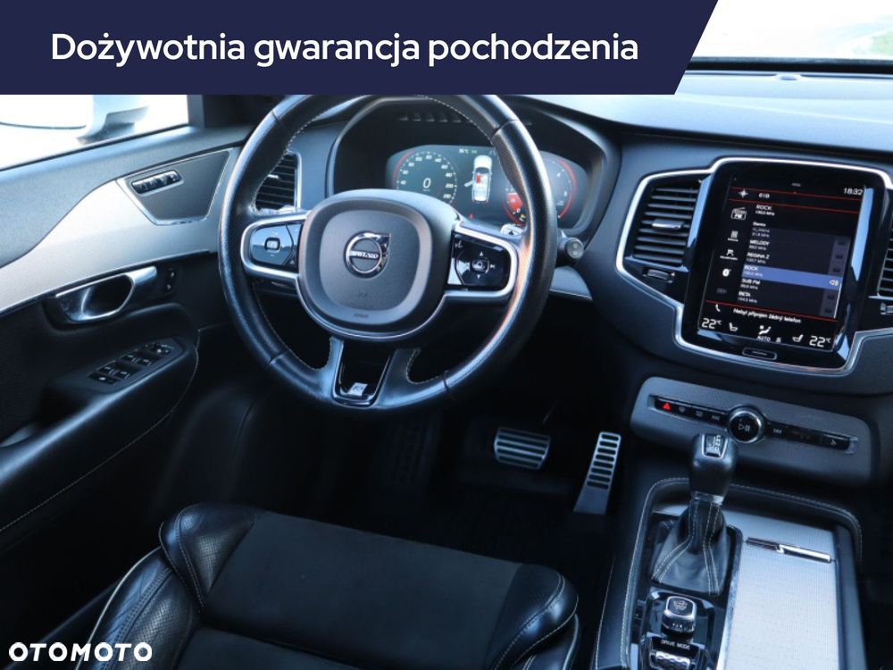 Volvo XC 90 - 9