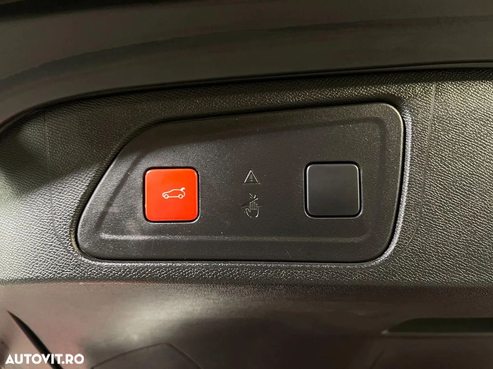 Citroën C5 Aircross 1.6 PureTech S&S EAT8 Shine - 26