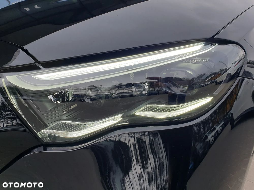 Mercedes-Benz Klasa E 220 d 4-Matic AMG - 27