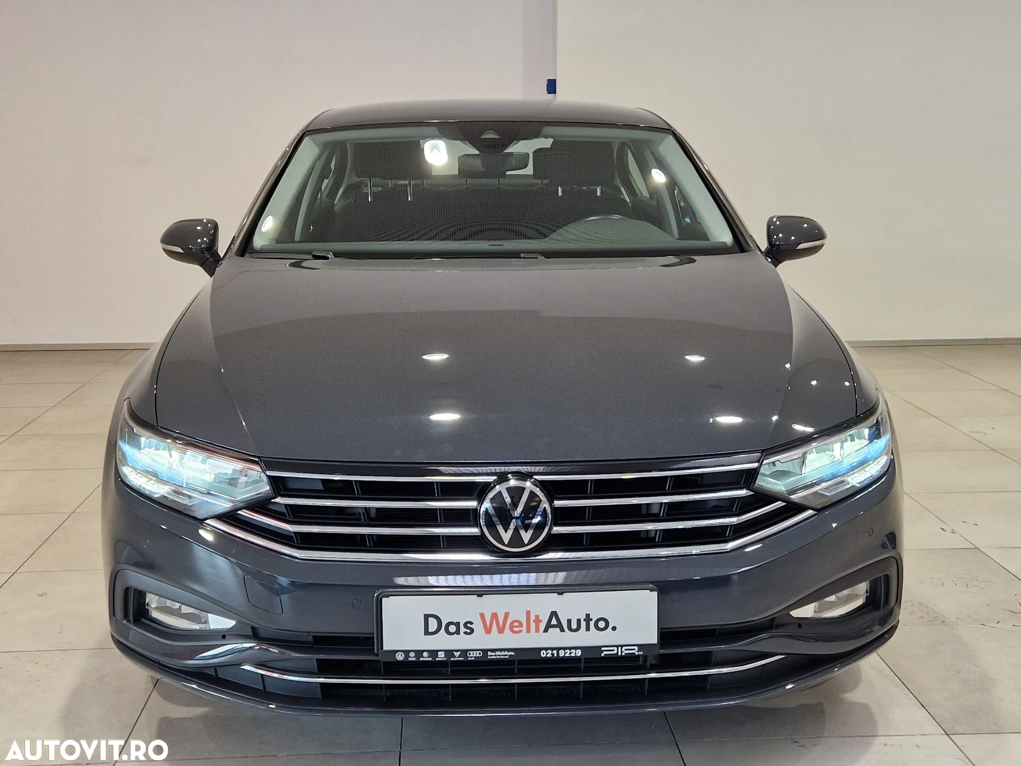 Volkswagen Passat 2.0 TDI DSG Comfortline - 4