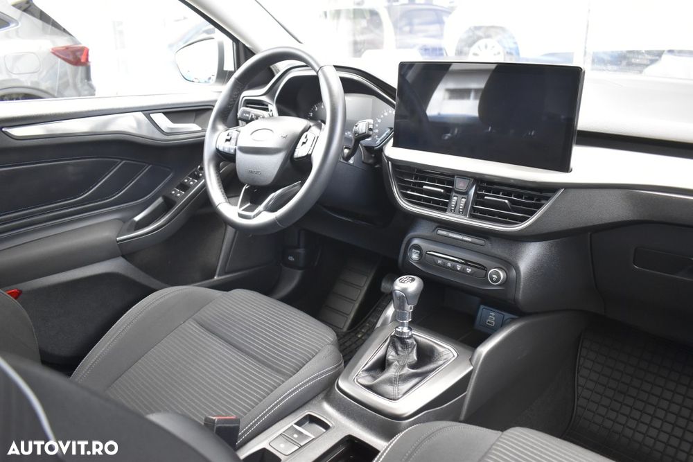 FORD Focus 2022 — imagine 19