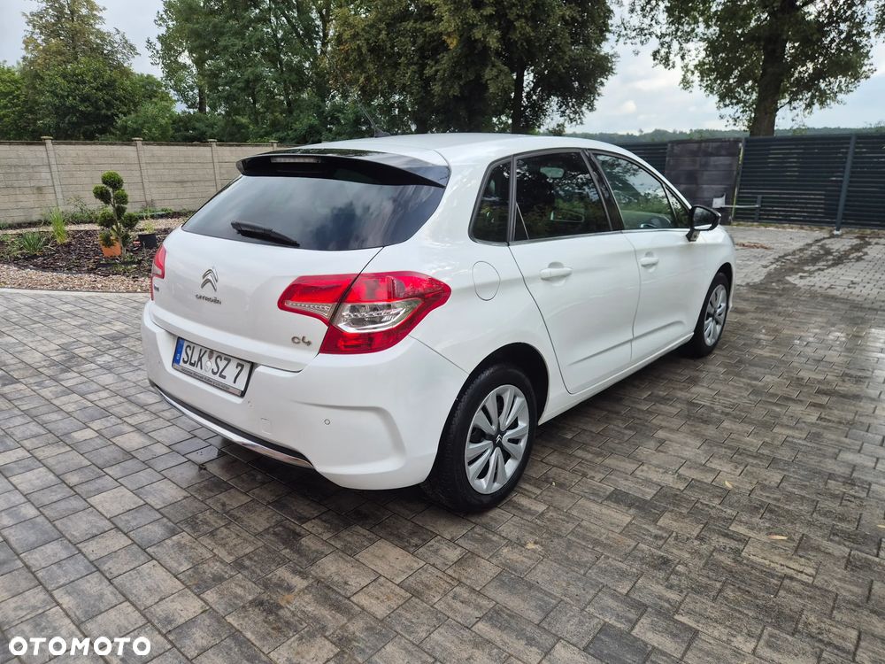 Citroën C4 e-HDi 115 Exclusive - 4