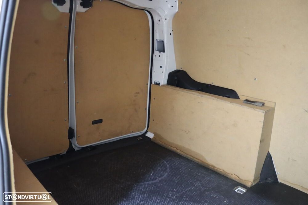 VW Caddy 2.0 TDi - 32