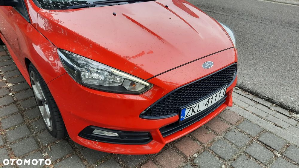 Ford Focus 2.0 TDCi ST-2 - 4