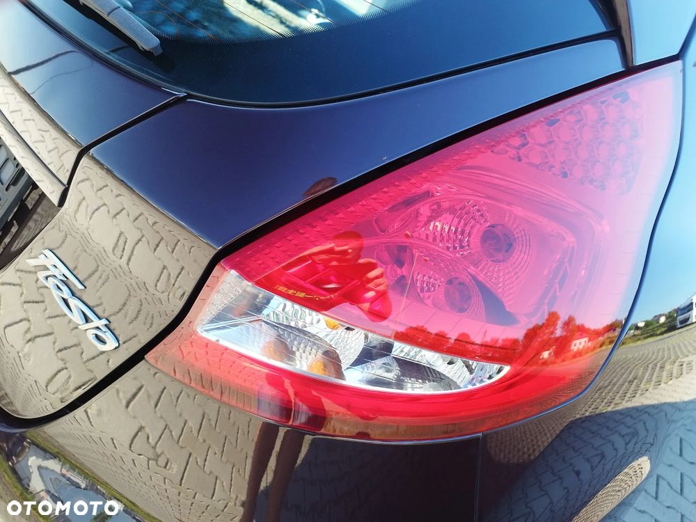 Ford Fiesta 1.4 Autom Trend - 29