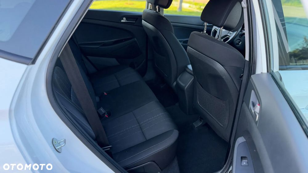 Hyundai Tucson 1.6 GDi Comfort 2WD - 23