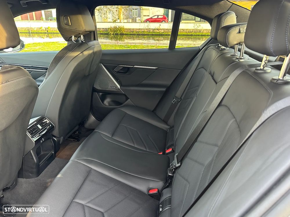 BMW i5 eDrive40 Pack Desportivo M - 20