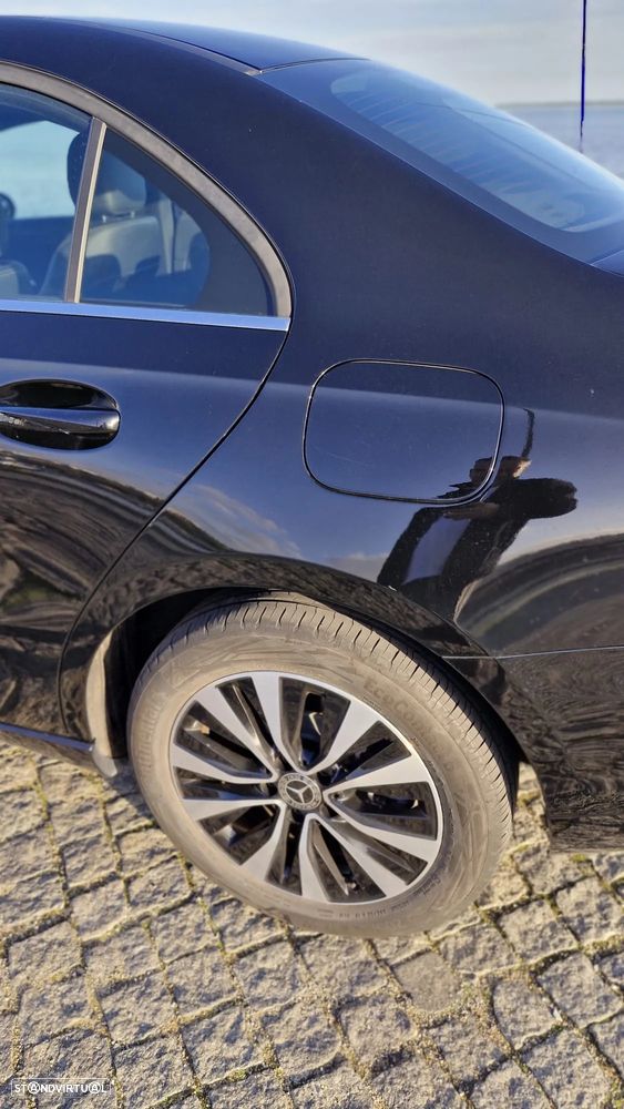 Mercedes-Benz A 250 Limousine e Style Plus - 22