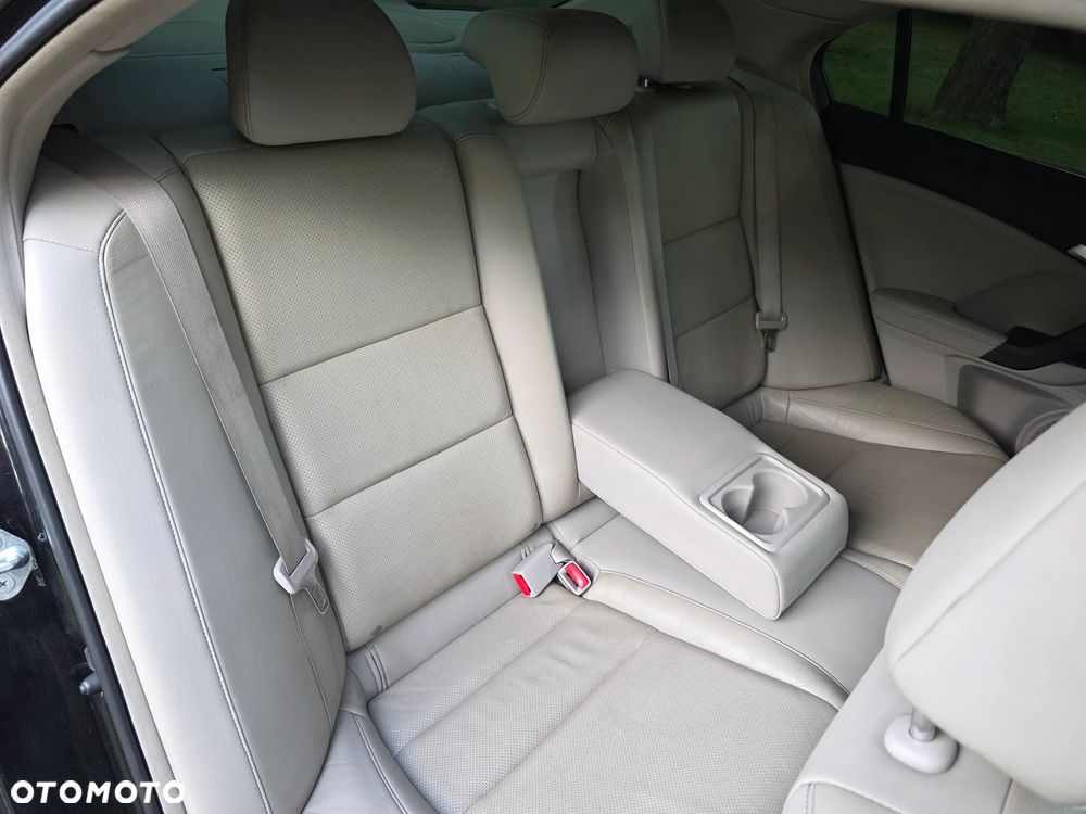 Honda Accord 2.4 Executive - 14