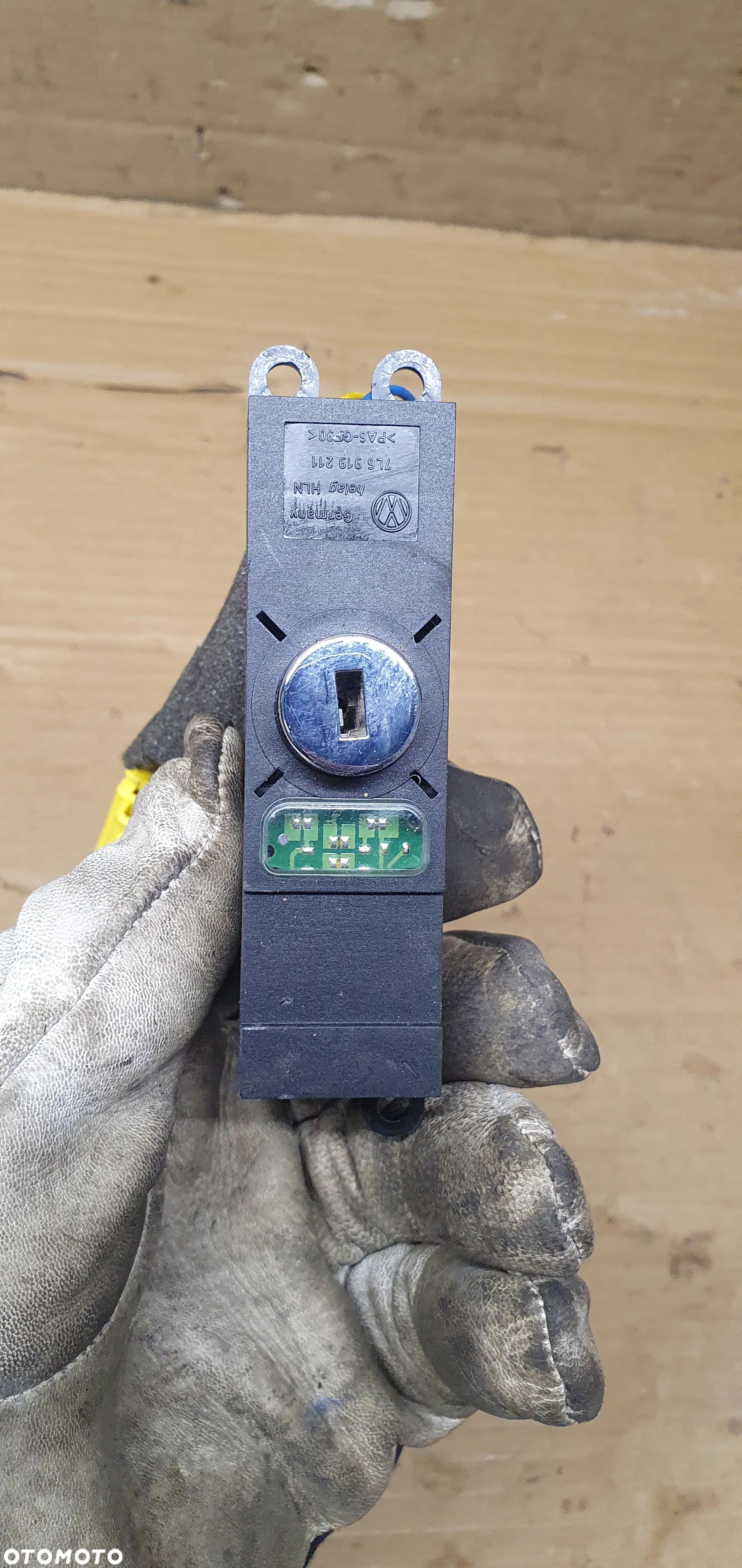 Przełącznik włącznik poduszek AIRBAG VW Touareg 7L6919211 - 1
