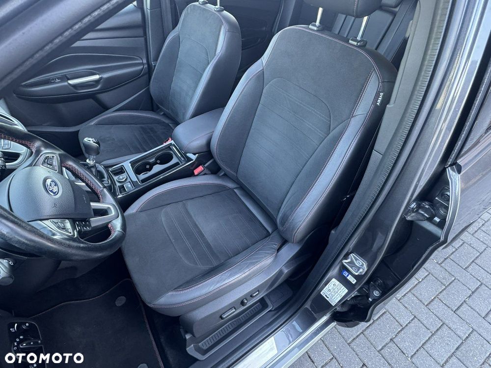 Ford Kuga - 21