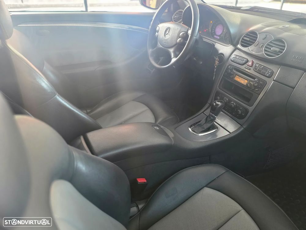 Mercedes-Benz CLK 270 - 12
