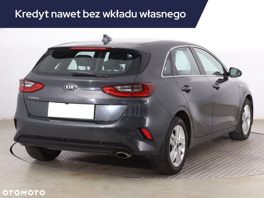 Kia Ceed - 7