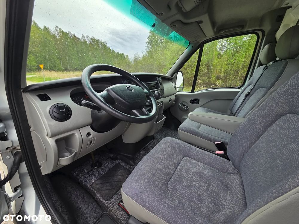 Nissan Interstar - 20