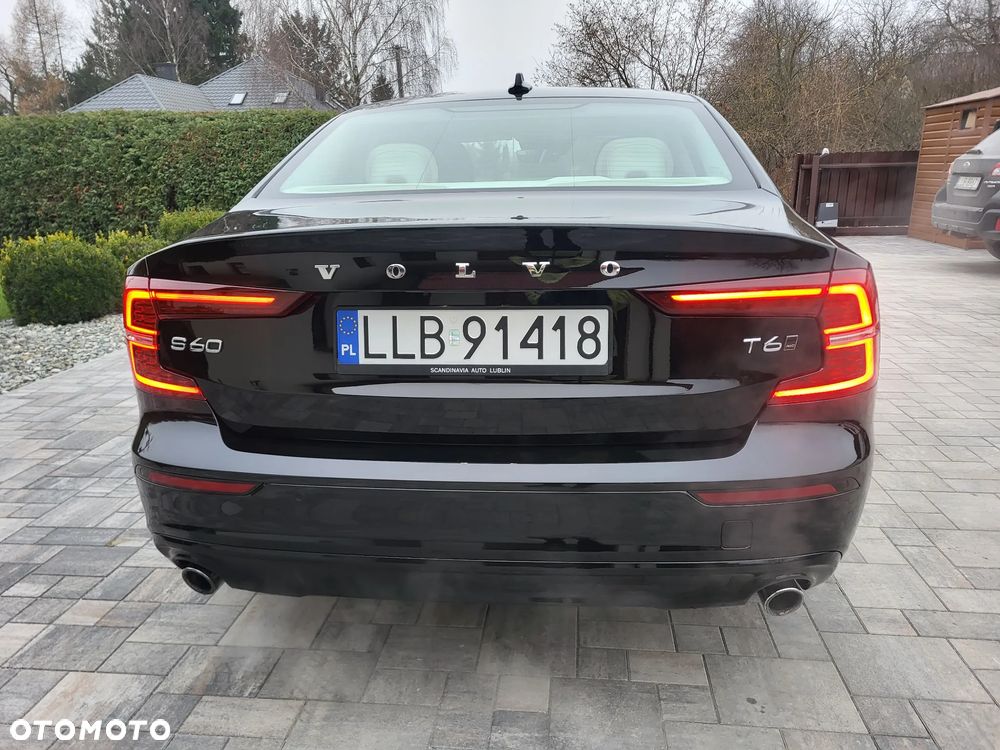 Volvo S60 T6 AWD Momentum Pro - 7