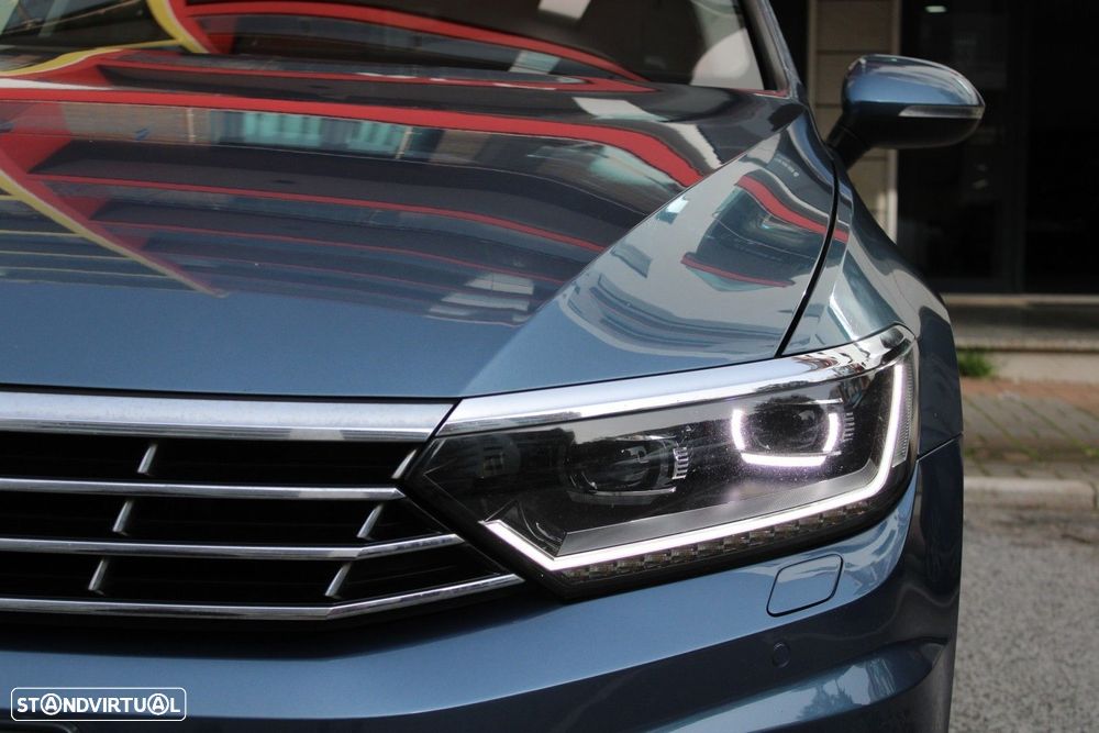 VW Passat Variant 1.6 TDI Highline DSG - 9