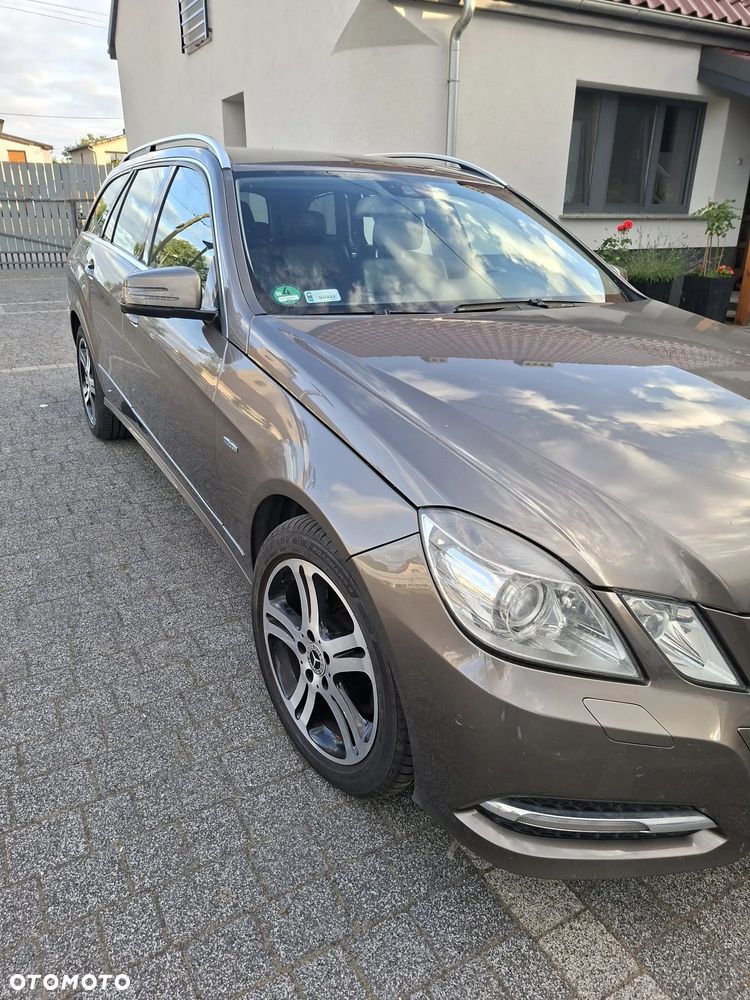 Mercedes-Benz Klasa E 350 CDI BlueEff Avantgarde - 9