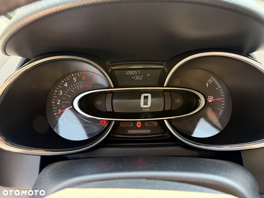 Renault Clio - 8