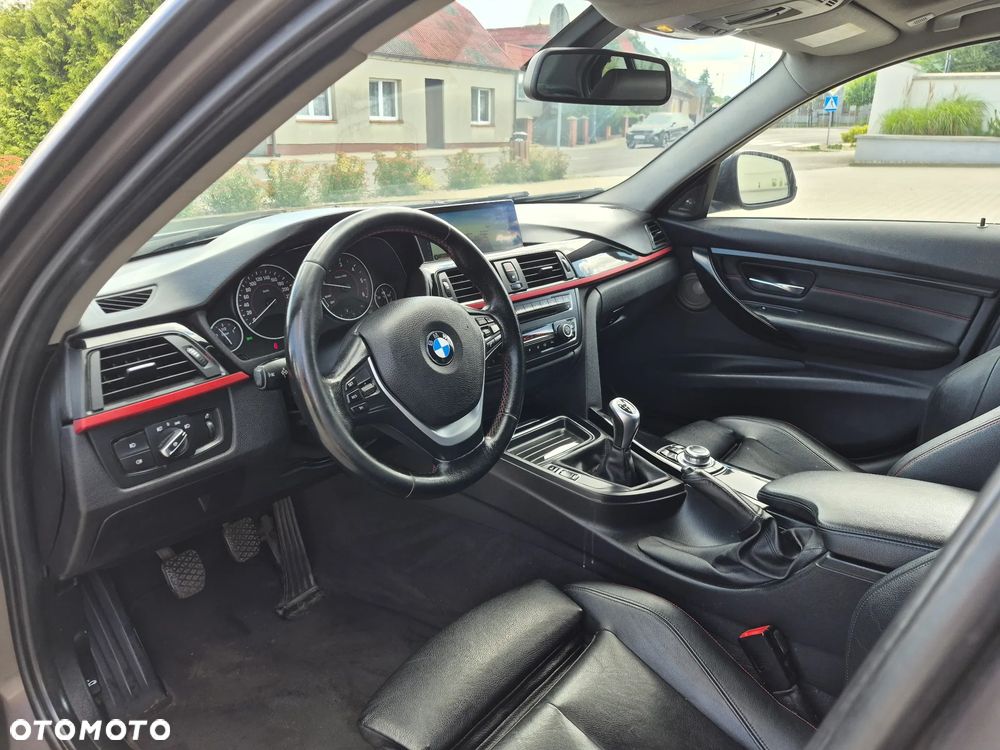 BMW Seria 3 320d Efficient Dynamic Edition Luxury Line - 19