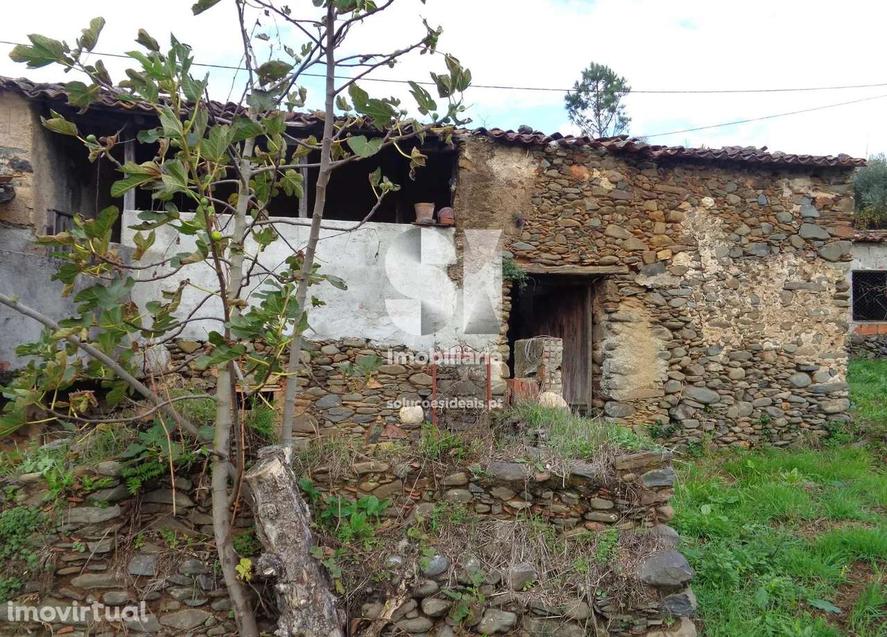 Moradia para Restaurar T3 - Grande imagem: 3/30