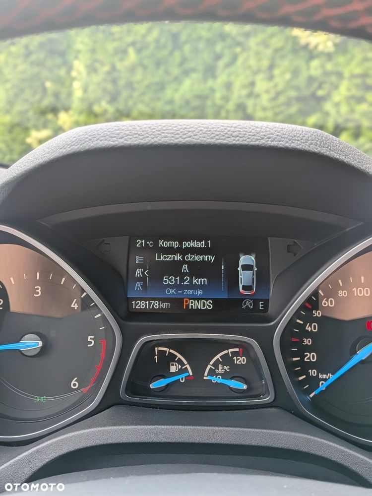 Ford Kuga 2.0 EcoBlue 4x4 ST-LINE - 18