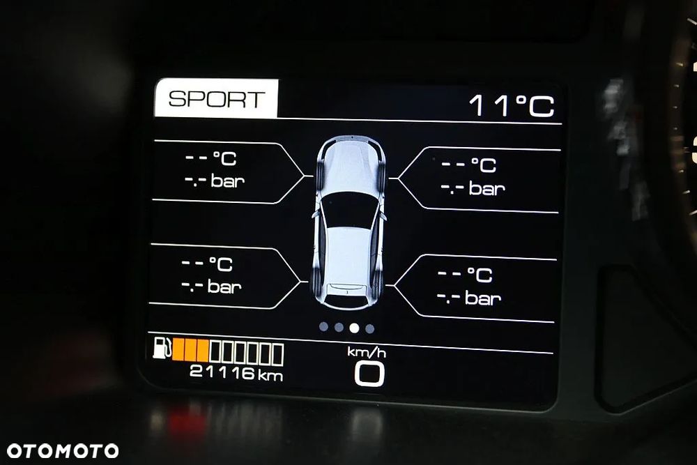 Ferrari GTC4Lusso - 27