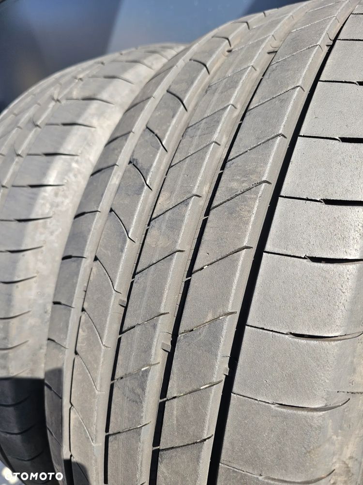 Goodyear Eagle F1 Asymmetric 3 SUV 235/60R19 107 H - 2