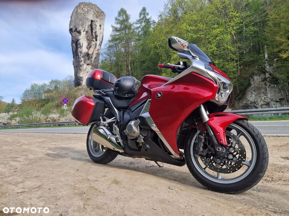 Honda VFR - 1