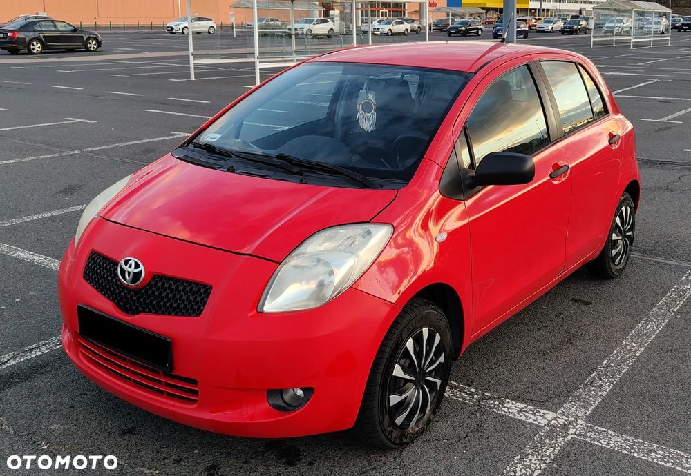 Toyota Yaris 1.0 Terra - 4
