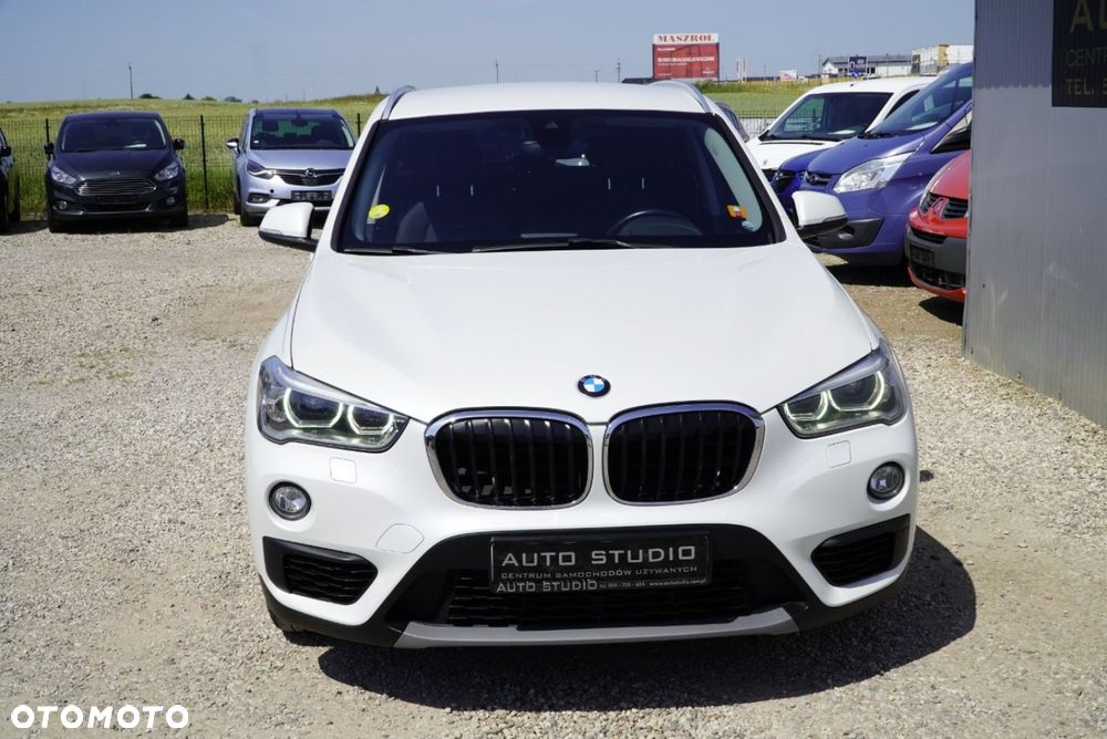 BMW X1 sDrive18d Advantage sport - 32