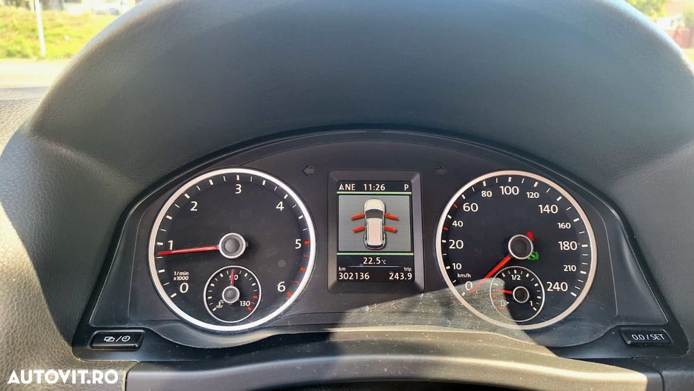 Volkswagen Tiguan 2.0 TDI 4Motion DSG Track & Field - 6