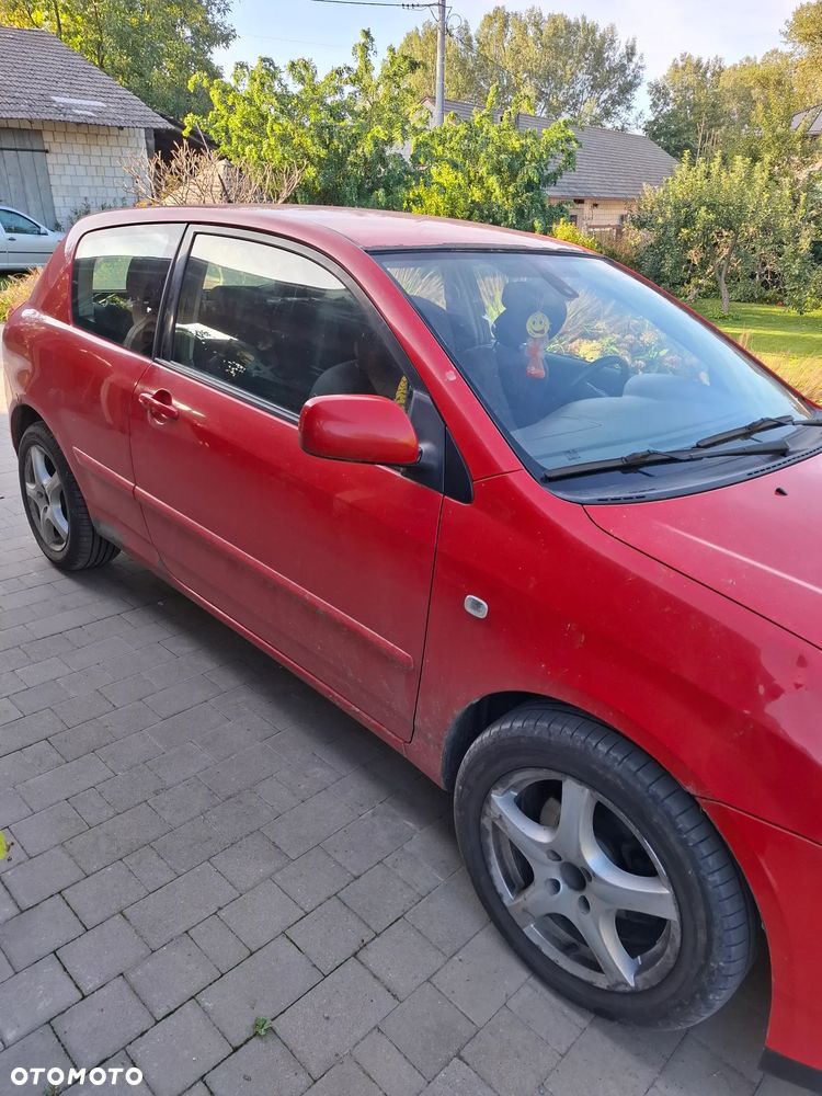 Toyota Corolla - 1