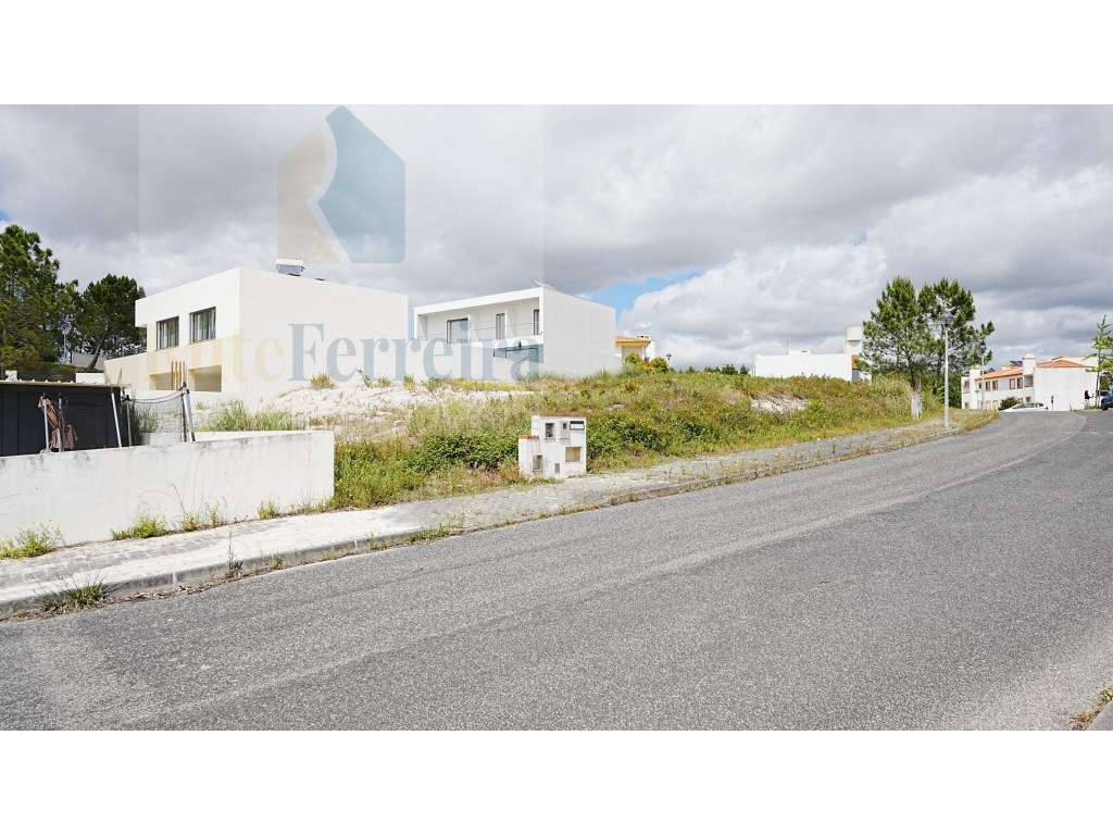 Lote de terreno com 509 m2, para construção de moradia unifamiliar ... - Grande imagem: 5/9