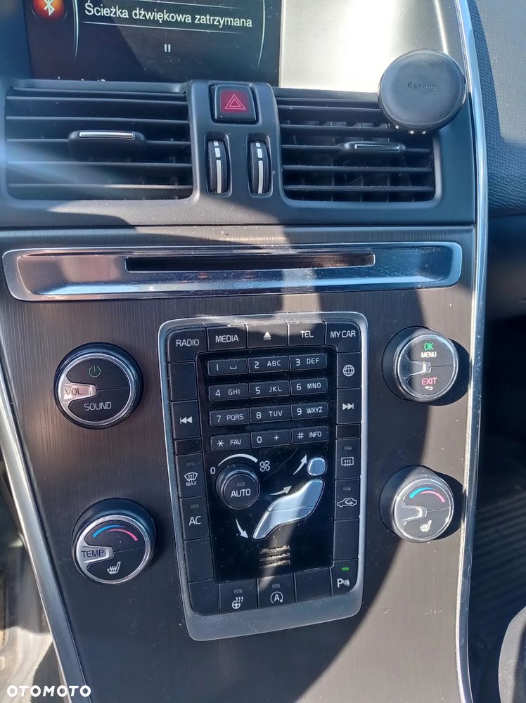 Volvo XC 60 D4 Summum - 10