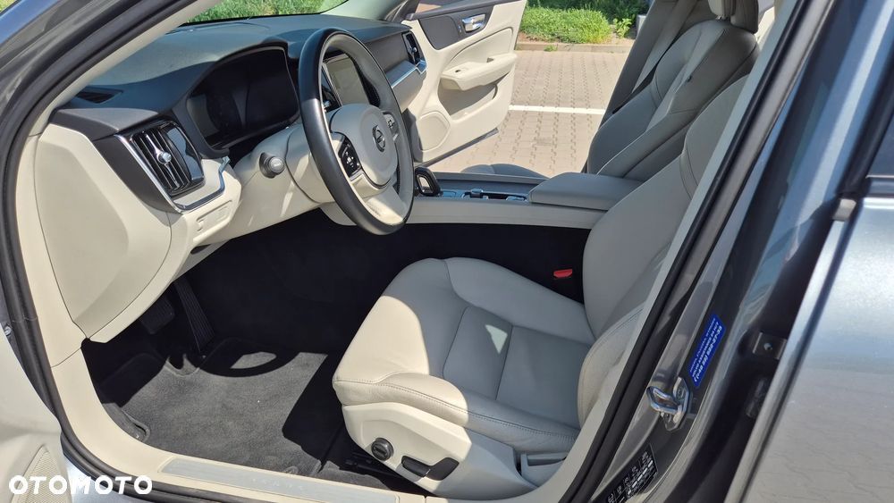 Volvo V60 Cross Country Pro B5 B AWD - 7