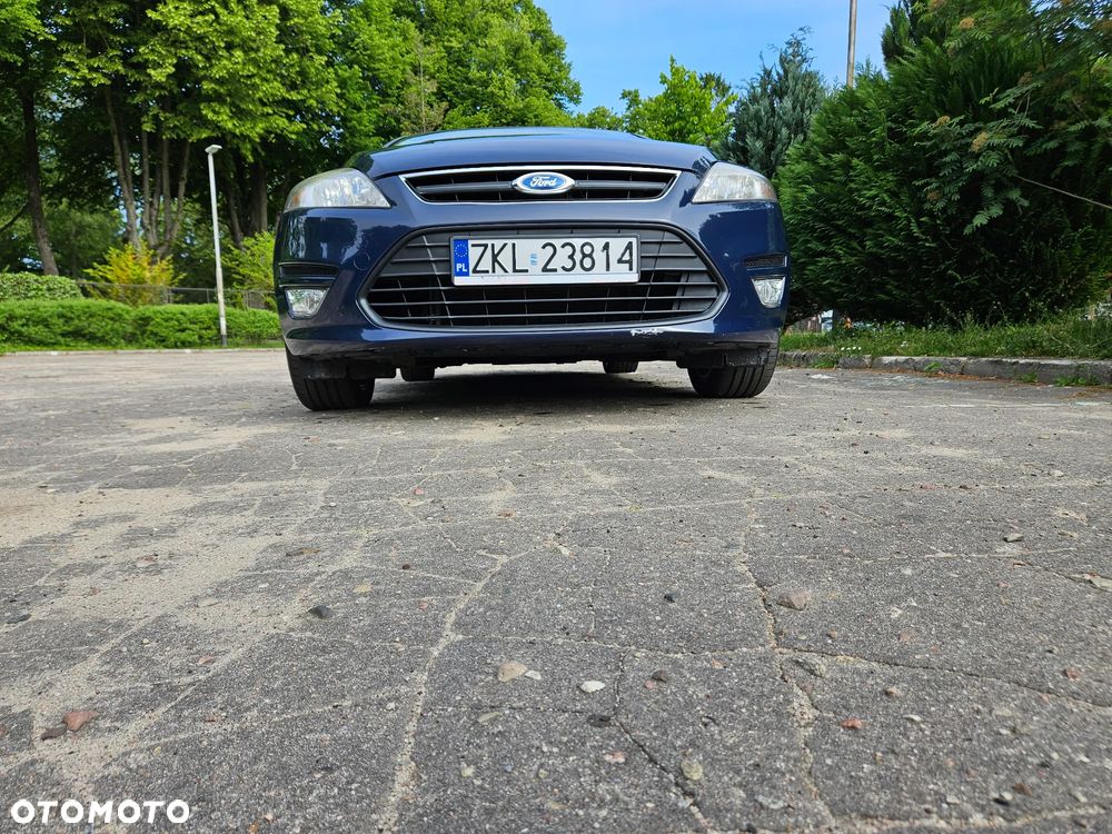Ford Mondeo 2.0 Ambiente - 17