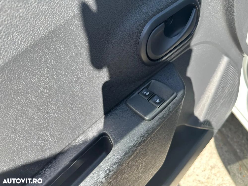 Dacia Lodgy 1.5 Blue dCi Ambiance - 10