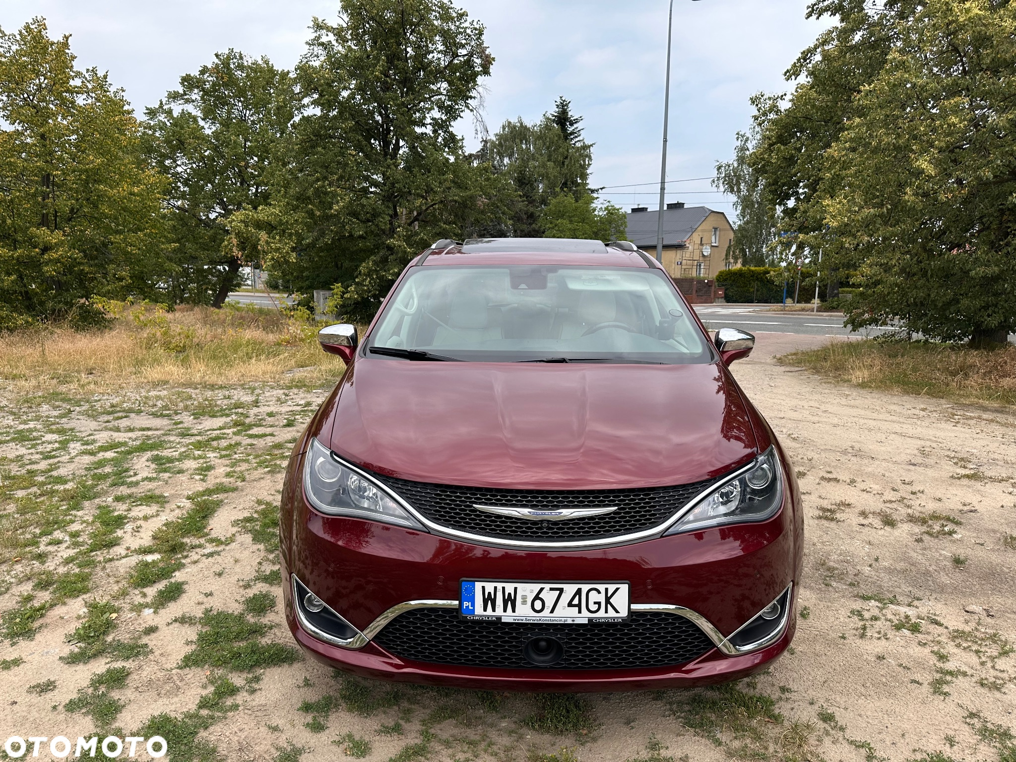 Chrysler Pacifica - 2