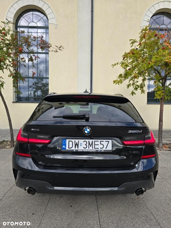 BMW Seria 3 320d xDrive M Sport Shadow - 9