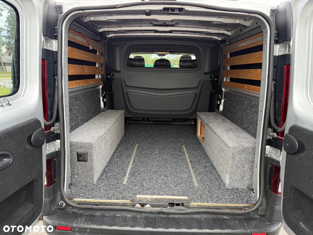 Renault Trafic - 13