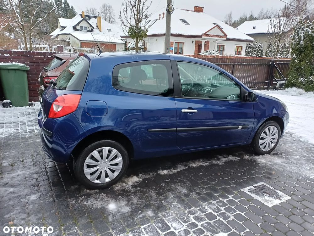 Renault Clio 1.2 16V Dynamique - 9