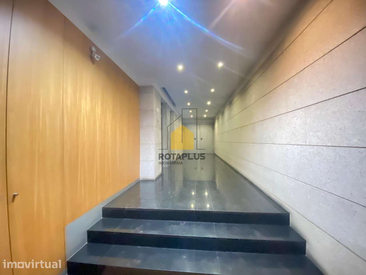 Apartamento T2 Hospital S. João - Grande imagem: 4/18