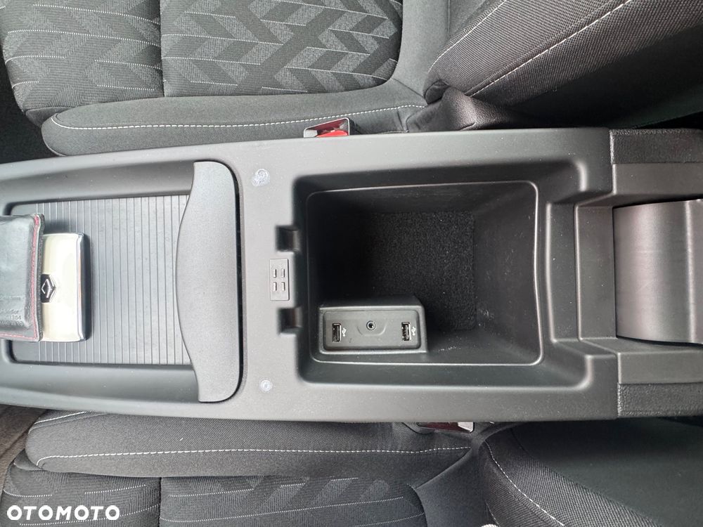 Renault Scenic - 18