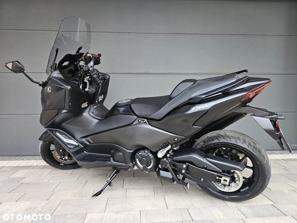 Yamaha Tmax - 8