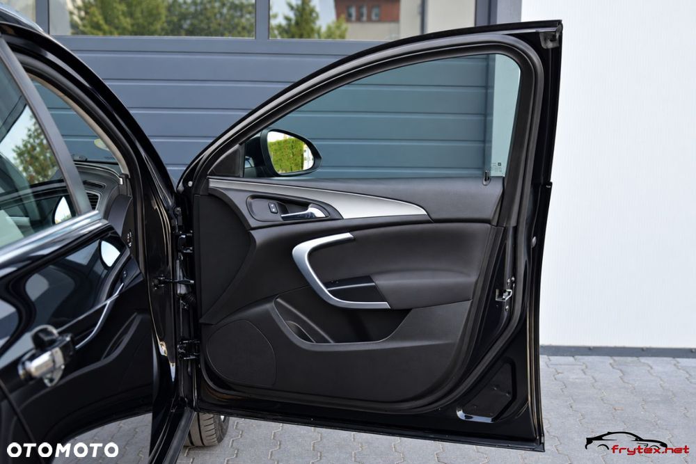 Opel Insignia - 24